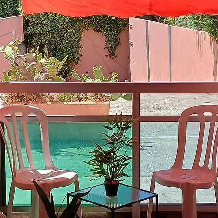 Studio Meuble Bord De Mer Bormes-les-Mimosas Exterior foto